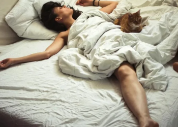 Gynaecoloog: “draag ’s nachts geen ondergoed!” (en dit is waarom)