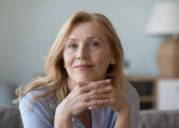 Benthe wil geen ‘oma’ genoemd worden: “Daar ben ik nog te jong voor”