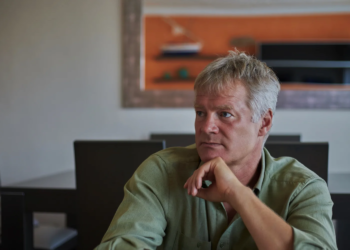 Willem (48) Openhartig: ‘Mijn huwelijk eindigde door een onopgeruimd kopje’