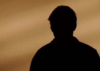 Joris (42) biecht op: “ik ga al 9 jaar lang vreemd met mijn beide buurvrouwen”