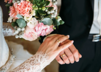 Mijn bruiloftsgeschenken zijn verdwenen in de handen van mijn schoonmoeder