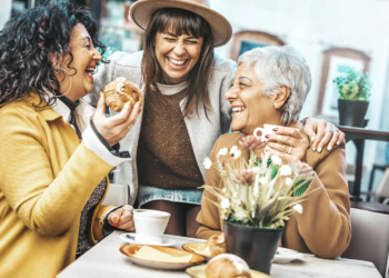Nina: ‘Mijn moeder lijkt mijn vader helemaal niet te missen’