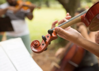 Emma:” Ben ik fout als ik zeg dat mijn nichtje niet mag optreden op mijn huwelijk?”