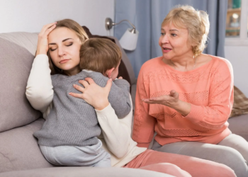 “Ik bracht mijn kleinkinderen naar Disneyland en mijn schoondochter was hier niet blij mee”