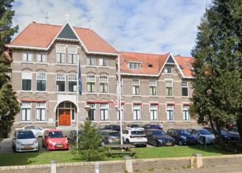 Familie vindt aangeboden flatwoning te min omdat er geen lift in zit