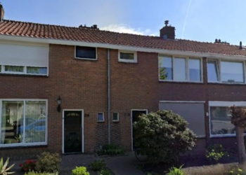 Harry (61) is dolblij met zijn nieuwe woning, totdat hij een brief krijgt