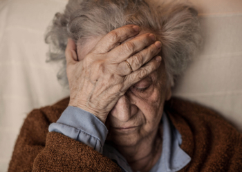 Vrouw van 84 wordt bedreigd om te verhuizen: “Is het nu geen tijd voor een bejaardentehuis?”