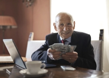 Bekijk hier hoeveel er nodig is om vanaf je 50ste niet meer te hoeven werken