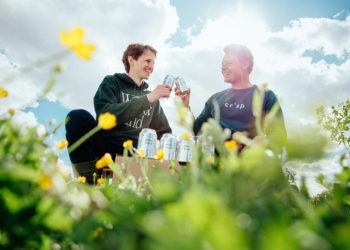 Van onkruid naar delicatesse deze mannen maken heerlijke producten van onkruid