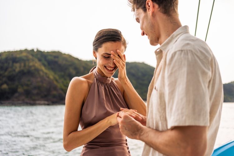 Mark: “Ik ben boos omdat mijn toekomstige vrouw mijn aanzoek ring niet draagt”