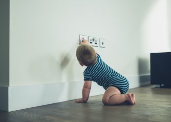 Veiligheid in huis: Hoe maak je je huis babyproof?