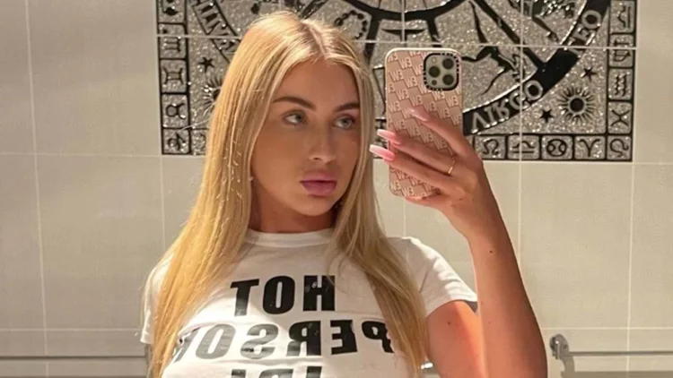 Emily is te knap om de huur te betalen: “Als je zo mooi bent als ik, is het niet nodig”