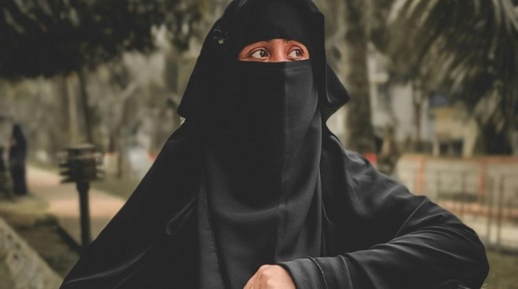 Bizar: Hij komt na 12 dagen huwelijk erachter dat zijn bruid een man is