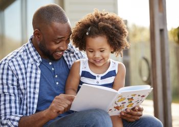 Ontdek de magie van voorlezen: De beste voorleesboeken voor elke leeftijd