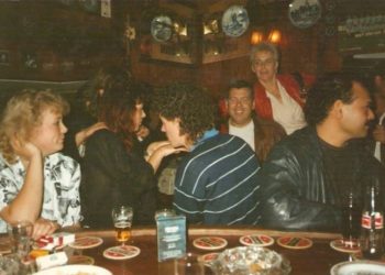 Vroeger was alles anders: Wat valt jou op aan deze oude foto?