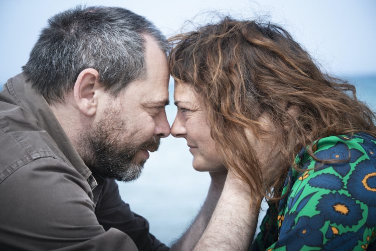 Wendy (42) is met haar pleegbroer getrouwd : “Ze bestempelen ons als pervers”
