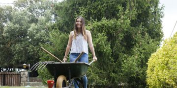 Dit kan je deze maand doen voor een prachtige zomertuin