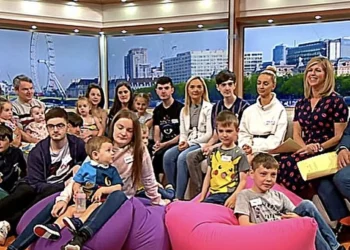 Moeder (44) verwacht 22e kind, ondanks eerdere plannen om te stoppen…