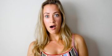 Femke’s dure kappersbezoek eindigt in een nachtmerrie: ‘Vriendin schrok zich rot toen ze me zag’