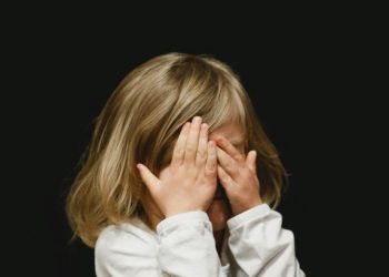 Dilemma: ‘Mijn beste vriendin neemt altijd haar irritante kind mee’