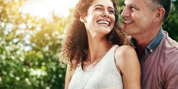 ‘Mijn man ziet niet dat mijn schoonmoeder een hekel aan me heeft’