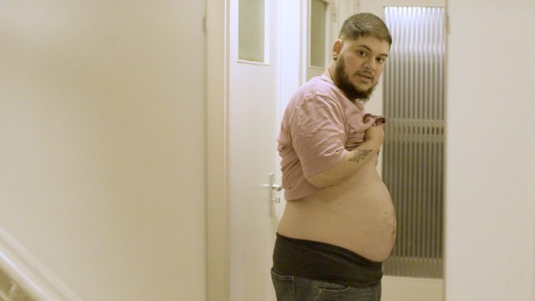 Transman Ryan bevallen van baby Ravi: “Het is geen jongen of meisje”