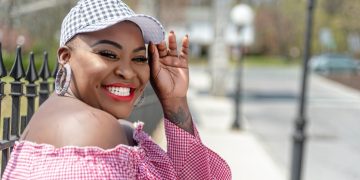 Lisa’s nieuwe datingregels: “Ik ben te knap voor lelijke mannen”