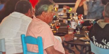 Valt Jan’s Griekse droom in duigen: “Het leven is niet altijd een sprookje”