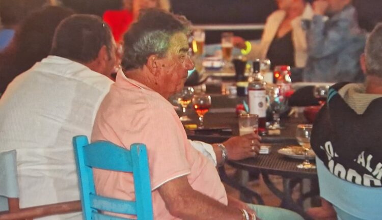 Valt Jan’s Griekse droom in duigen: “Het leven is niet altijd een sprookje”