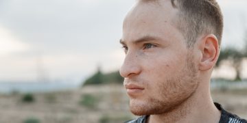 Mark:” Mijn zoon van 14 wilt niet op zijn jongere stiefbroertjes passen”