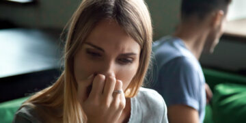 Ellen’s geheime dubbelleven: ze heeft een man én een minnaar