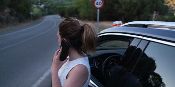 Vakantie verpest: man laat vrouw achter na ruzie en rijdt 900 km naar huis