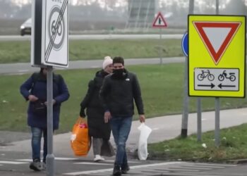 Regering neemt drastisch besluit over instroom nieuwkomers in Nederland