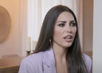 Yolanthe onder vuur vanwege Instagram-account van 8-jarige zoon: “Dit doe je niet met een kind”