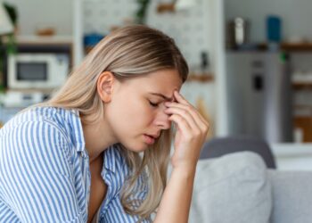 Emily’s geheim: ‘Ik lieg tegen mijn man die graag kinderen wil over de pil en het breekt me op’