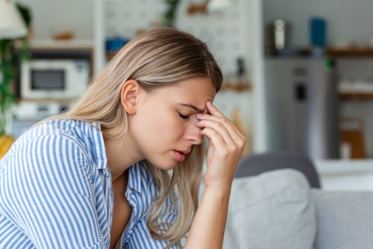 Emily’s geheim: ‘Ik lieg tegen mijn man die graag kinderen wil over de pil en het breekt me op’