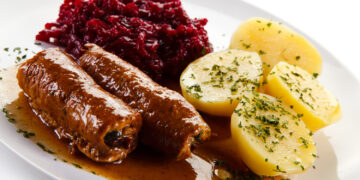 Wie eet er nog gekookte aardappelen? Met elke hoogbejaarde verdwijnt er een stukje van het agv’tje-traditie'”