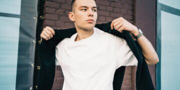 Bram (22) kiest bewust niet voor werken: “Waarom zou ik, als mijn ouders alles betalen?”