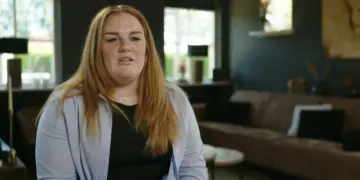 Nora, Anne-Ruth en Tren overleefden pesterijen: “Na gymles ben ik met een riem geslagen”