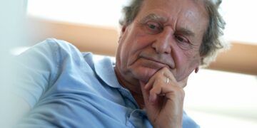 Jan (68): “De nieuwe generatie wil alles, maar werkt er niet voor. Ik erger me hieraan!”