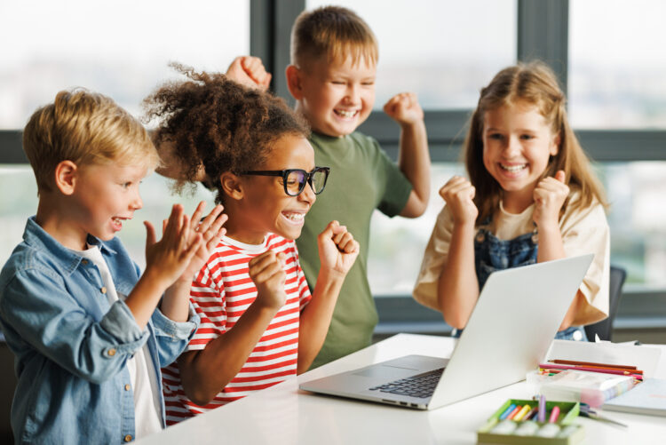 Kinderbijslag 2024: dit zijn de nieuwe tarieven en uitbetalingsdata