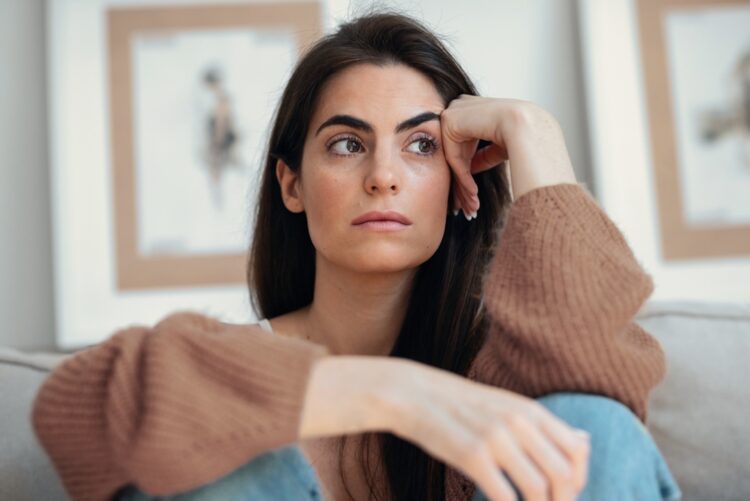 Lieve ontdekt geheim van haar moeder na haar overlijden: ‘Ze had een minnaar’