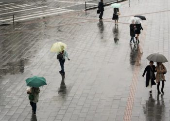 Herfstweer slaat toe met koude nachten en fikse regenbuien deze week