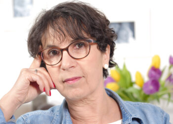 Claire (56): Ik ben nog niet klaar voor een man die met pensioen is”