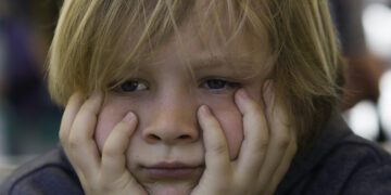 Tineke’s strijd: “Mijn 10-jarige zoon is altijd ontevreden met wat hij krijgt”