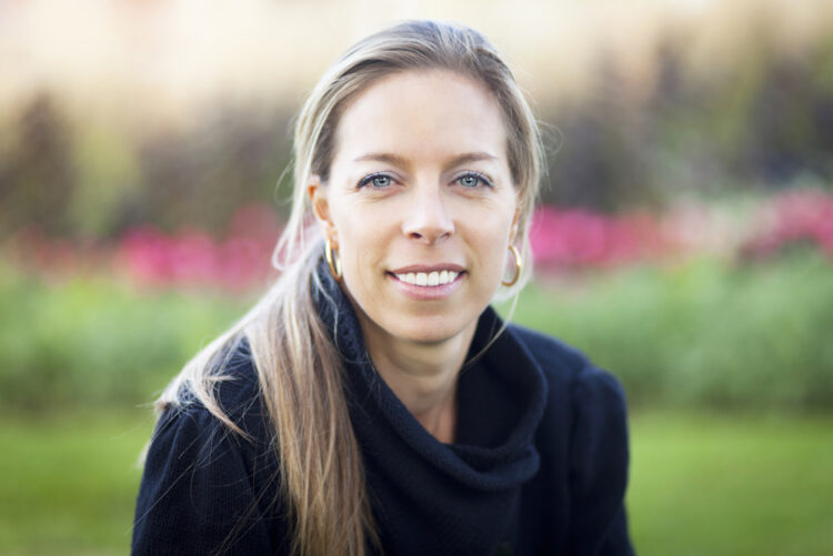 Annette (28): “Ik krijg een maandelijkse toelage van 4.500 euro van mijn ouders”