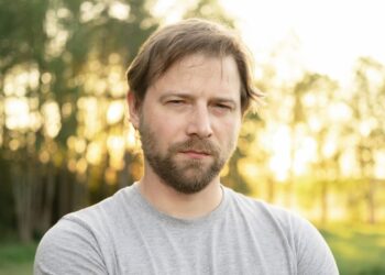 Peter (39): “Ik heb mijn kinderen van school gehaald vanwege de verplichte genderneutrale toiletten.”