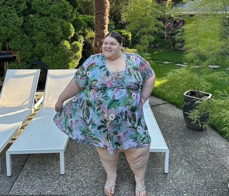 Plus-size travel influencer uit kritiek op luchthaven: “Luchthaven alleen toegankelijk voor slanke mensen”