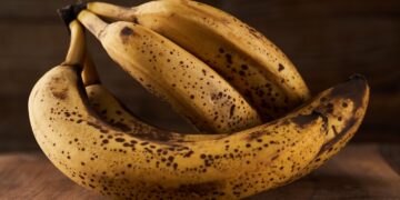 SUPERTIP: Met deze eenvoudige truc blijven je bananen langer geel en vers