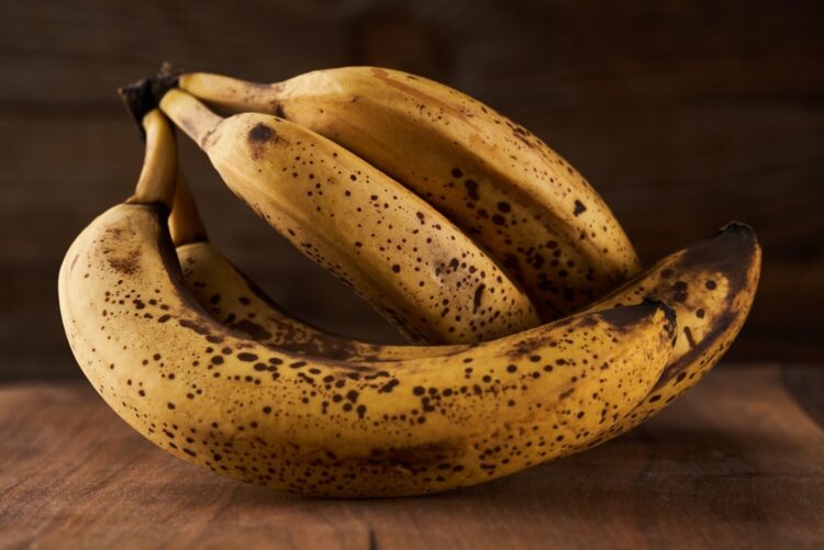 SUPERTIP: Met deze eenvoudige truc blijven je bananen langer geel en vers